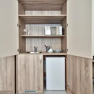 https://the-suites-piazza-kirkop.qawrahotelsmalta.org