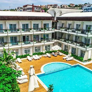 Yenı&resıdance Otel Çeşme